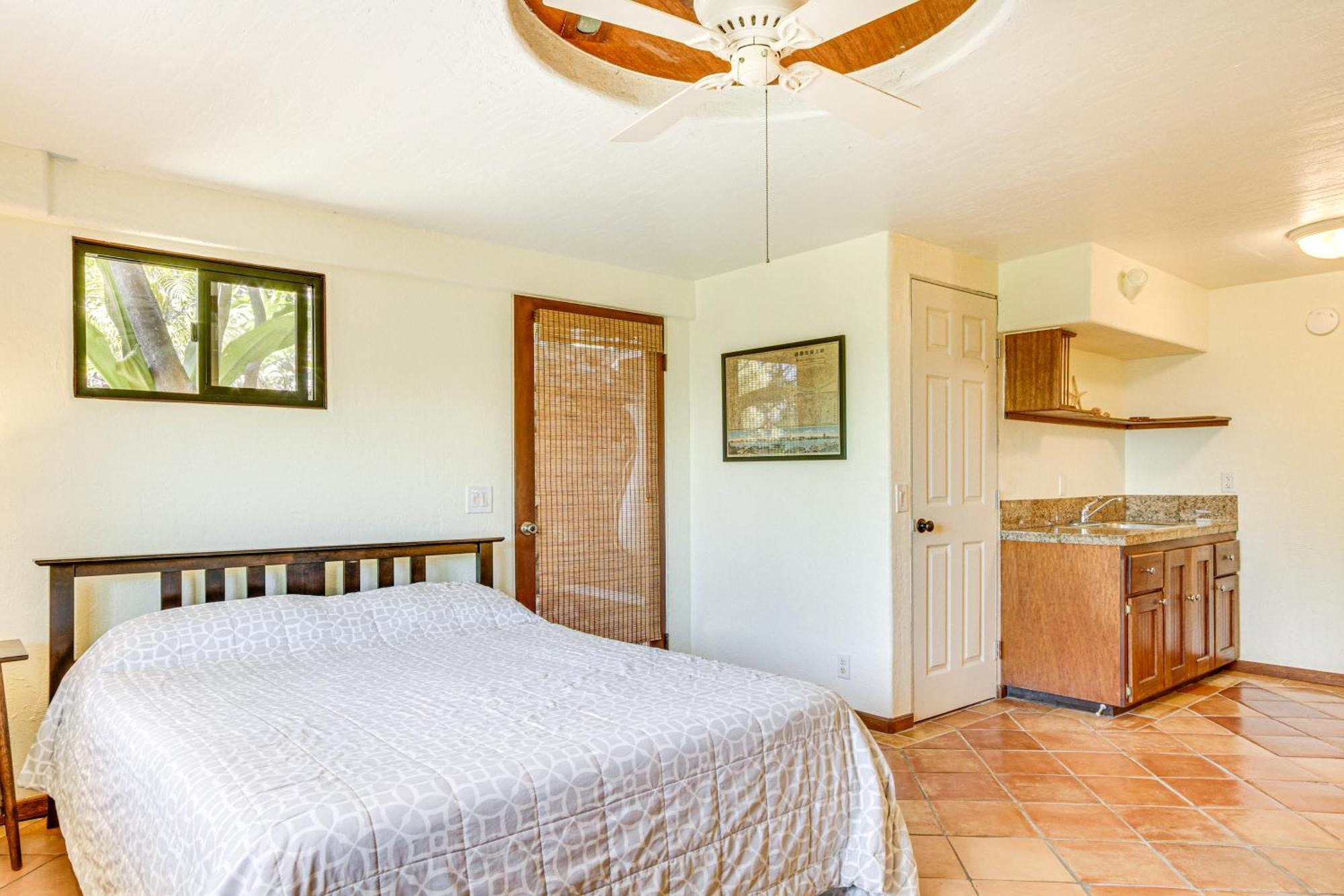 Ocean-View Bungalow Walk To Pebbles Beach! Hookena Exteriör bild